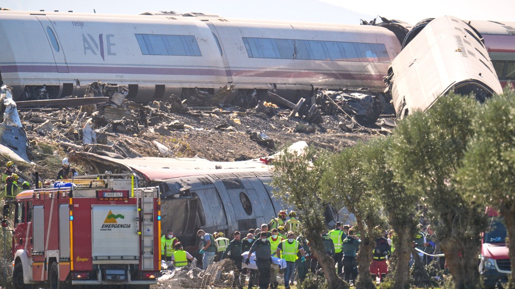At least 64 killed in train collision on high-speed line in Spain
— Tarrytown Community news